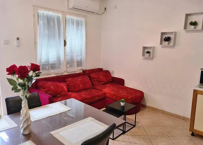 Apartments Bugi