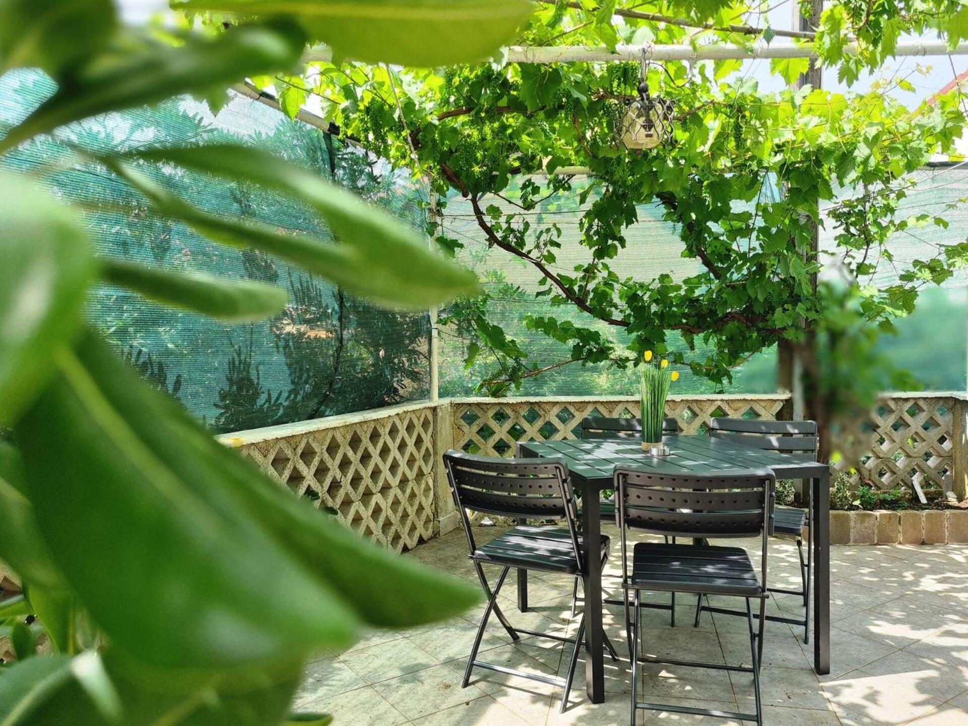 Guest house Bugi Baska (Krk)
